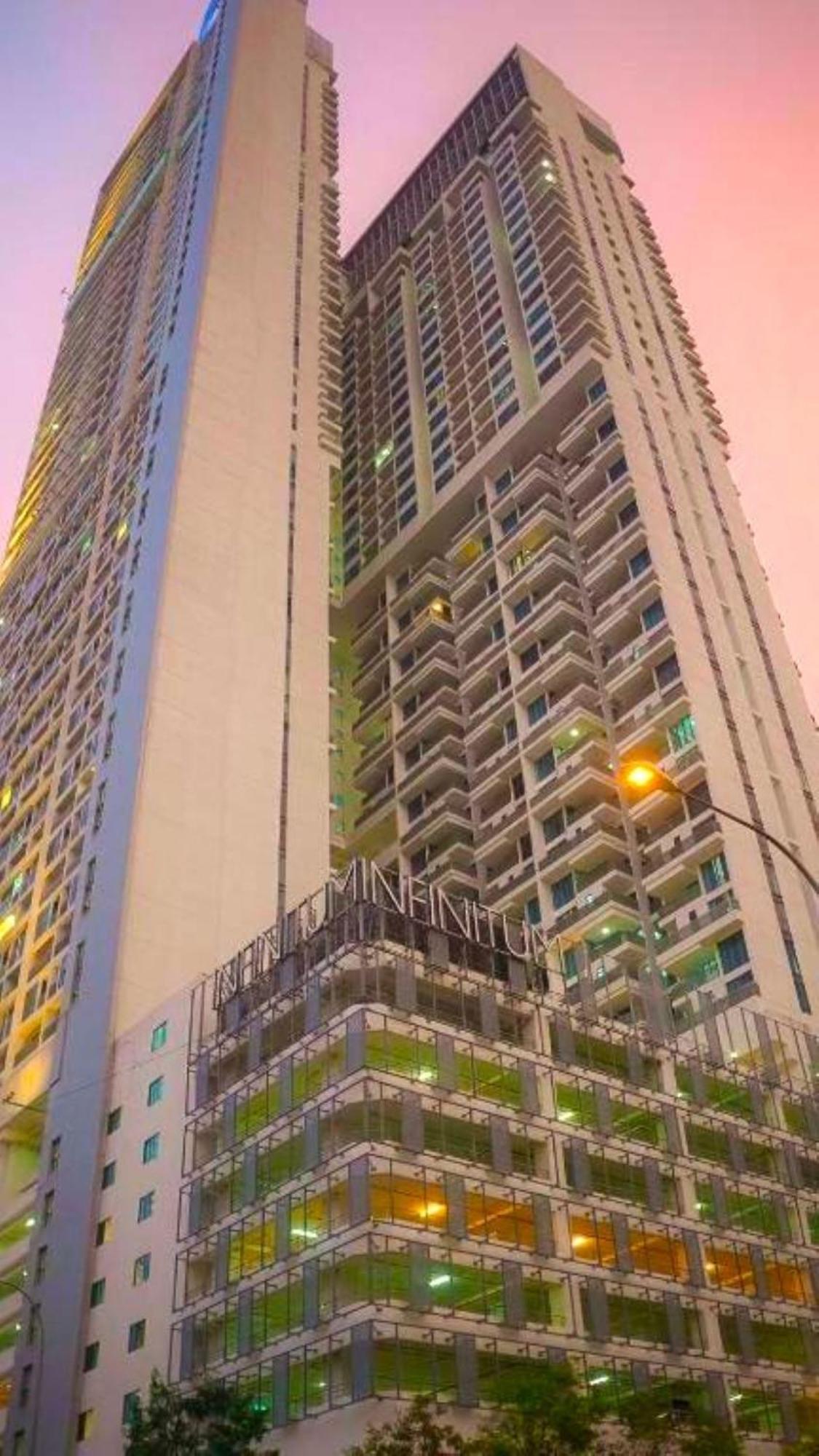 The Luxe Suites Klcc By Cozy Stay 吉隆坡 外观 照片